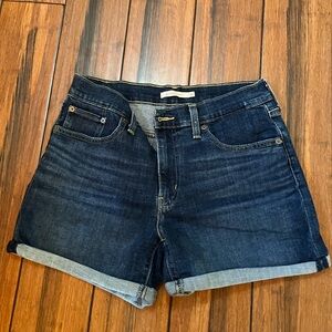 Women’s Levi mid-length shorts